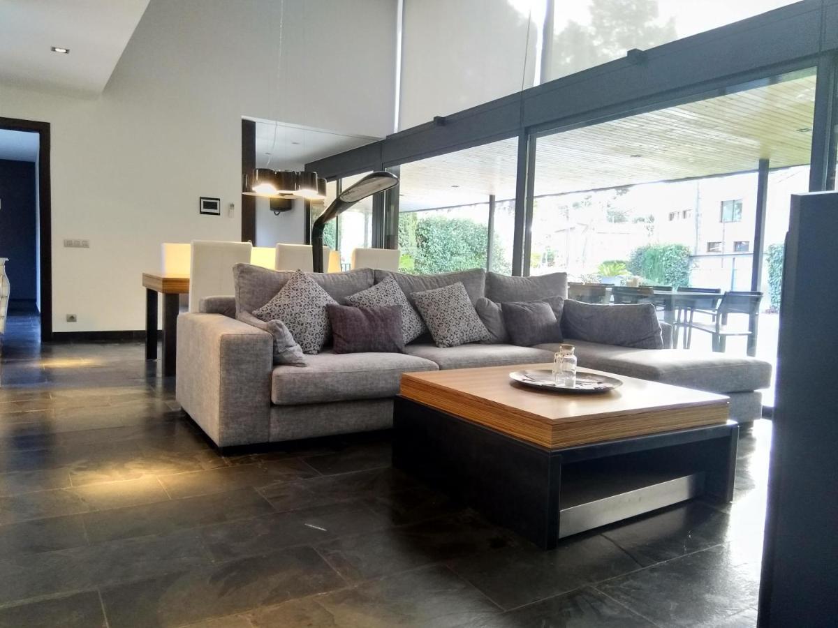 Villa Del Bosque Castelldefels Zewnętrze zdjęcie