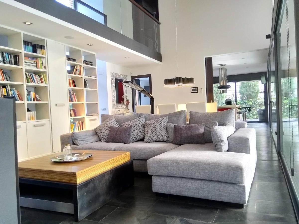 Villa Del Bosque Castelldefels Zewnętrze zdjęcie